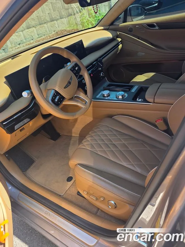 Genesis Electrified G80 2025 — 3