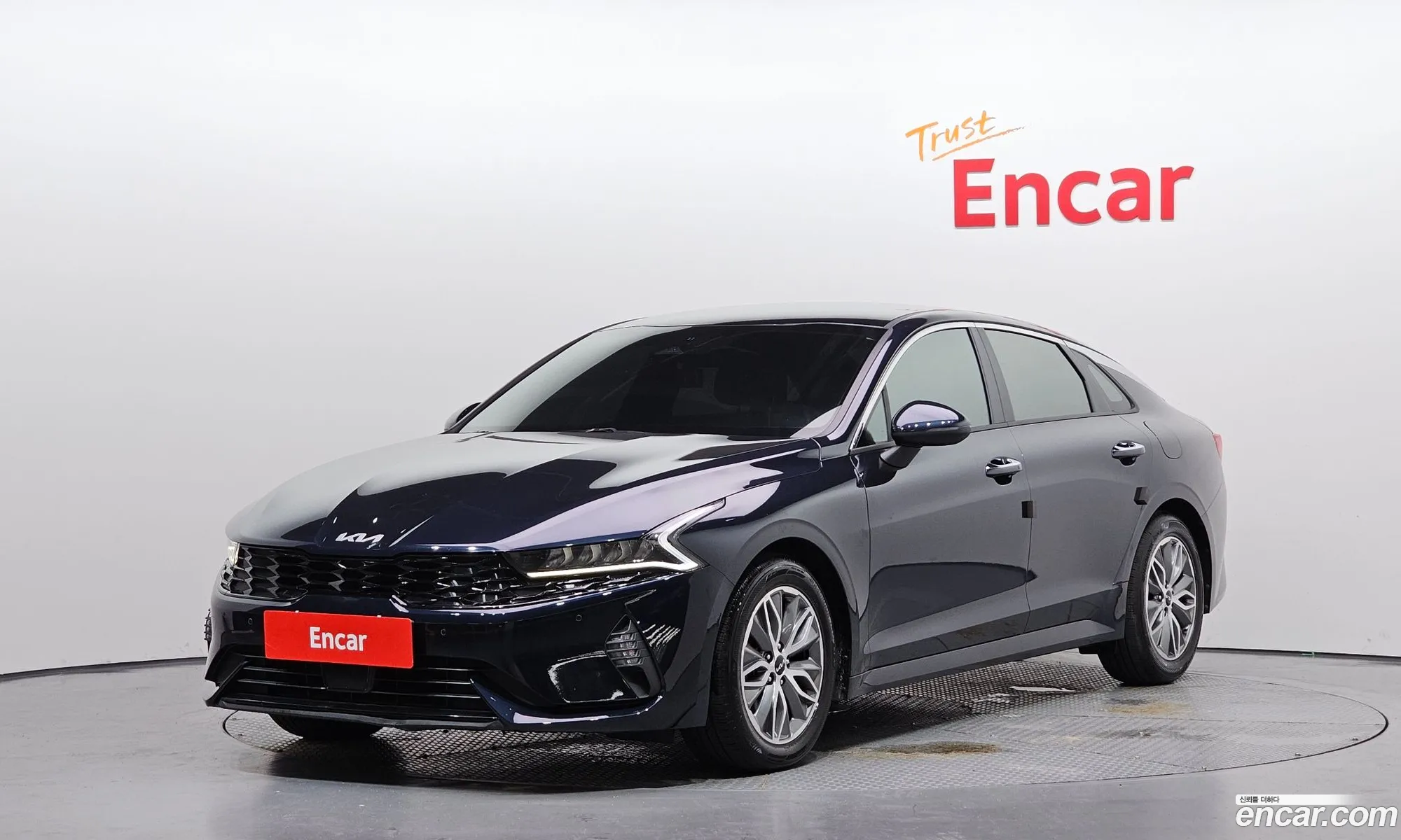 Kia K5 Hybrid 2021 — 17