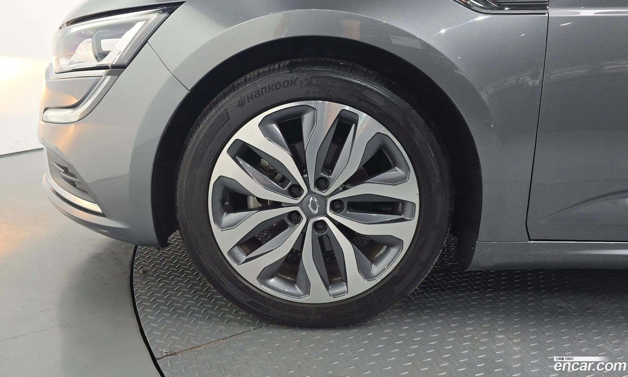 Renault Korea (Samsung) SM6 2017 — 23