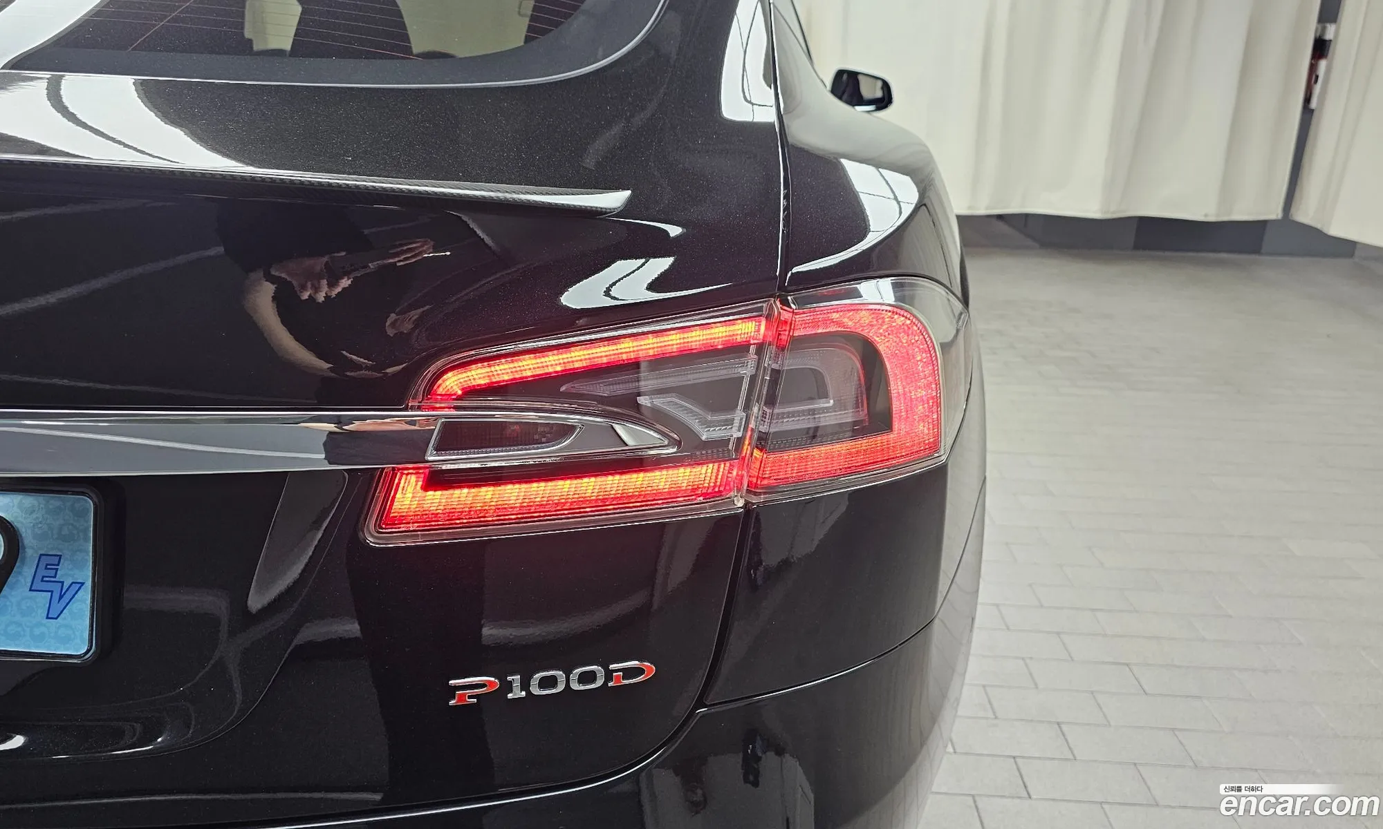 Tesla Model S 2019 5YJSA1E47KF310674 — 11