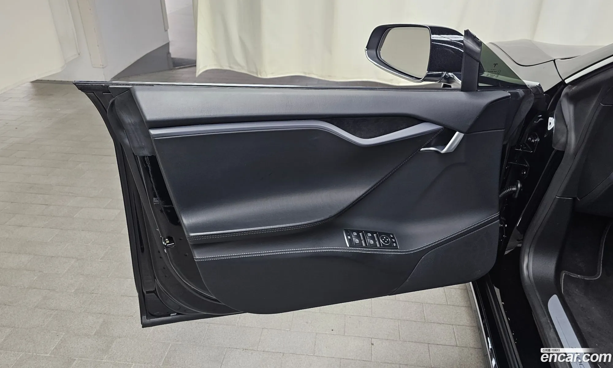 Tesla Model S 2019 5YJSA1E47KF310674 — 6
