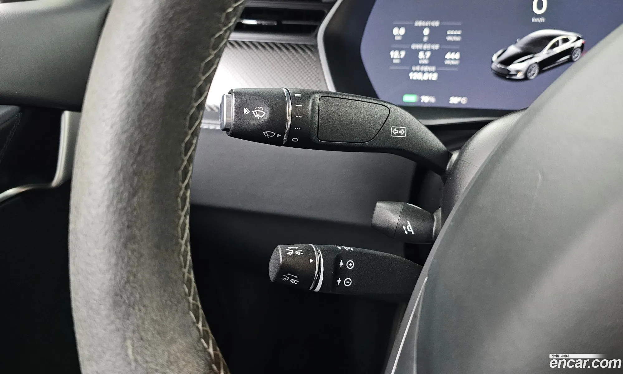 Tesla Model S 2019 5YJSA1E47KF310674 — 12