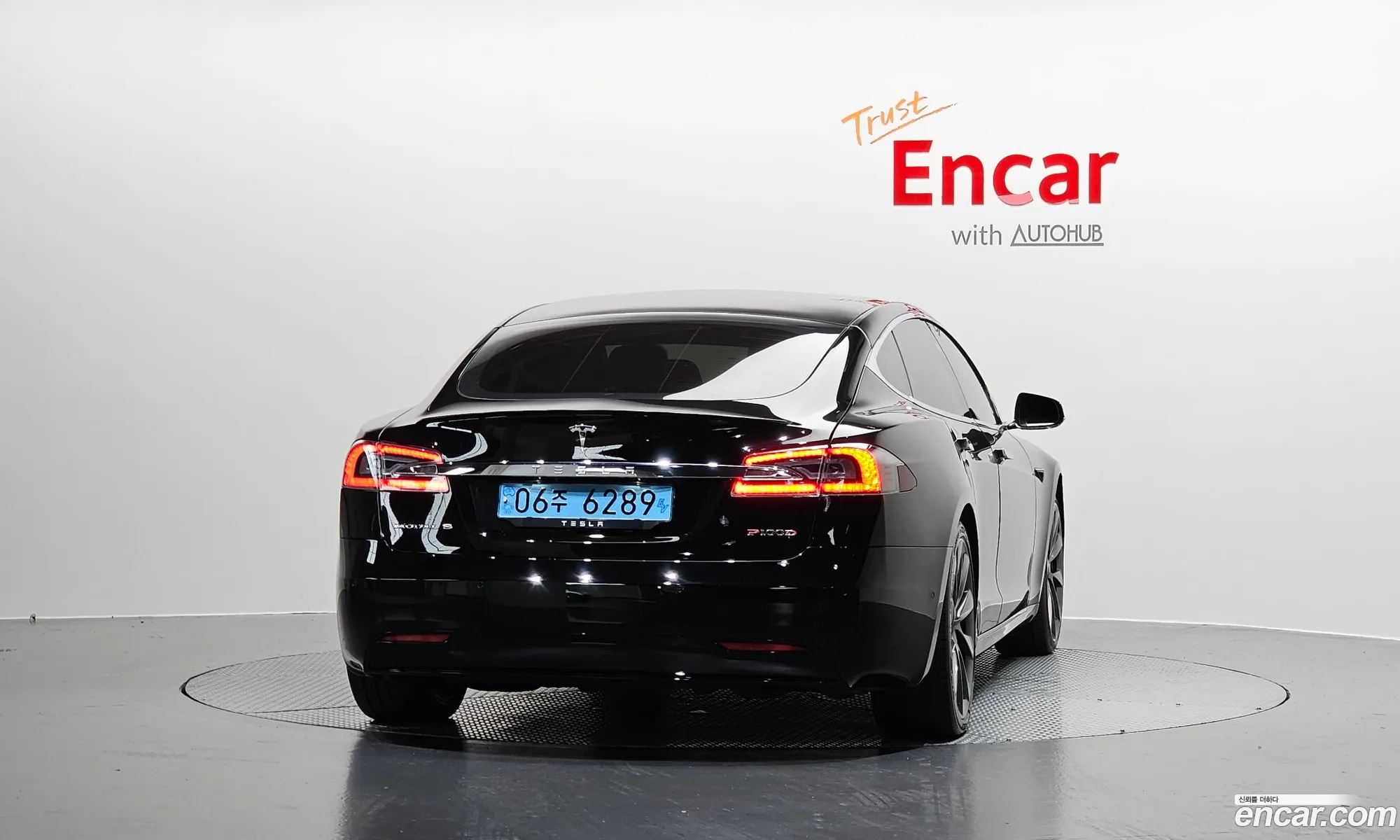 Tesla Model S 2019 5YJSA1E47KF310674 — 20