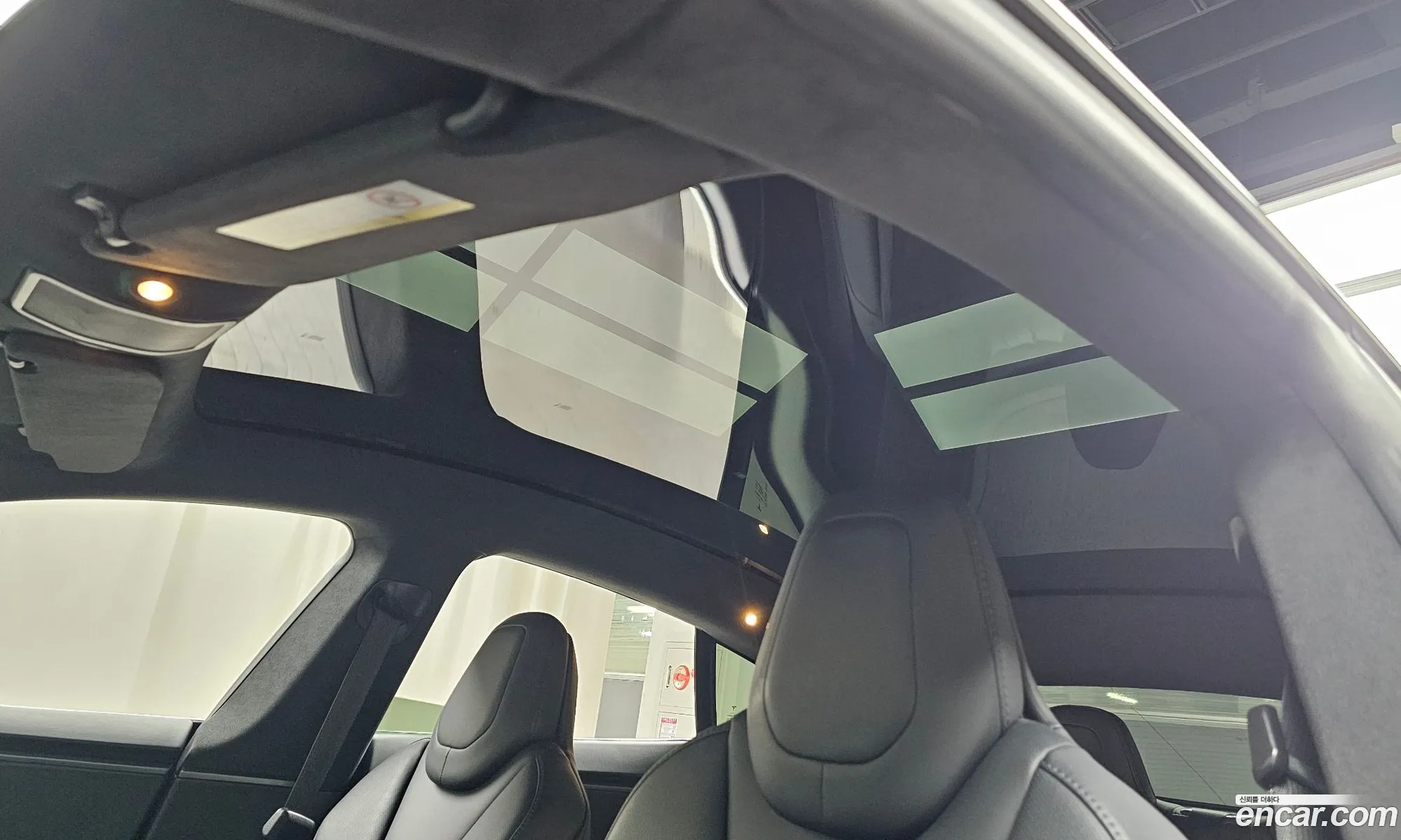 Tesla Model S 2019 5YJSA1E47KF310674 — 30