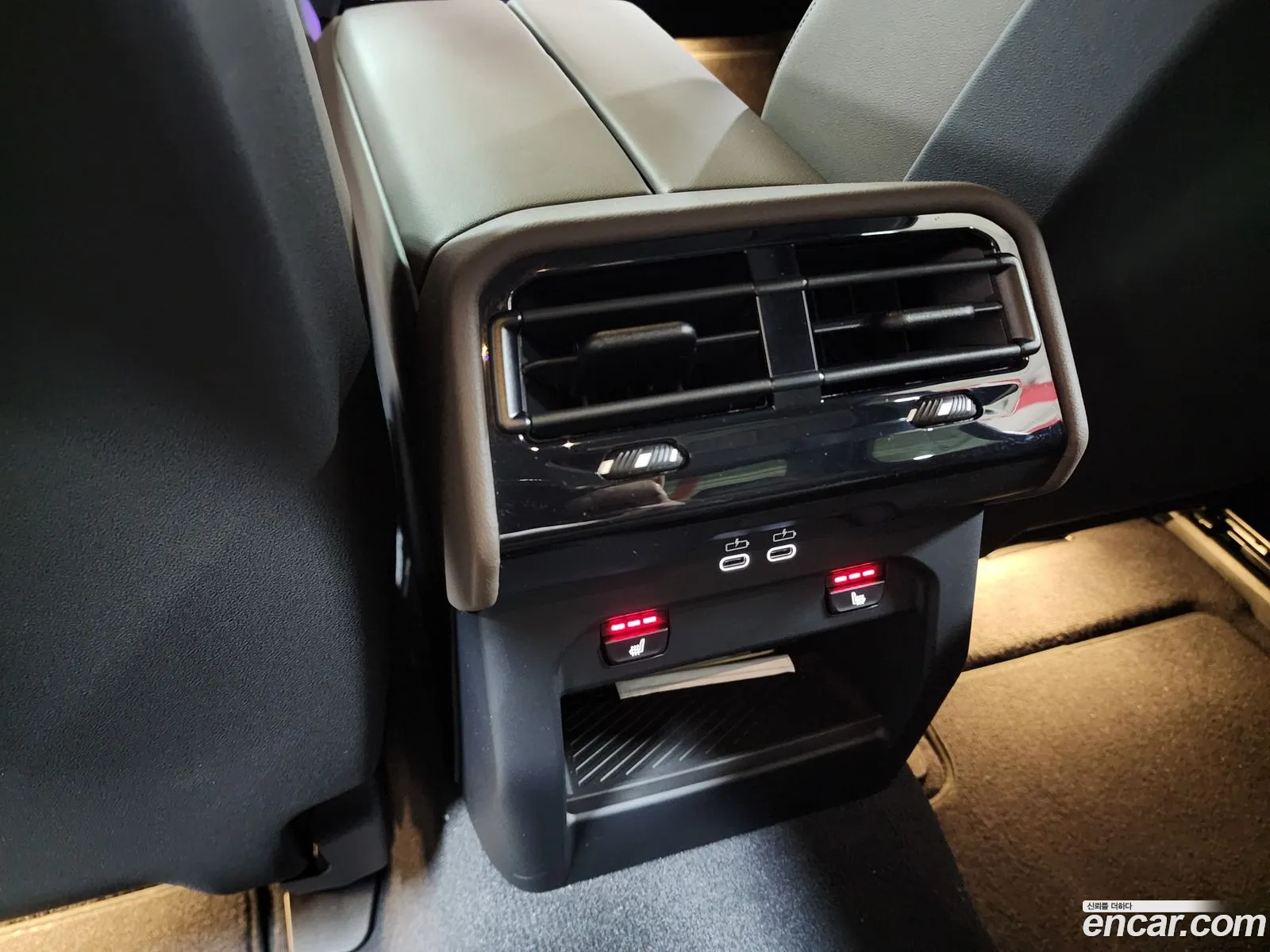 BMW 5 Series 2025 — 12