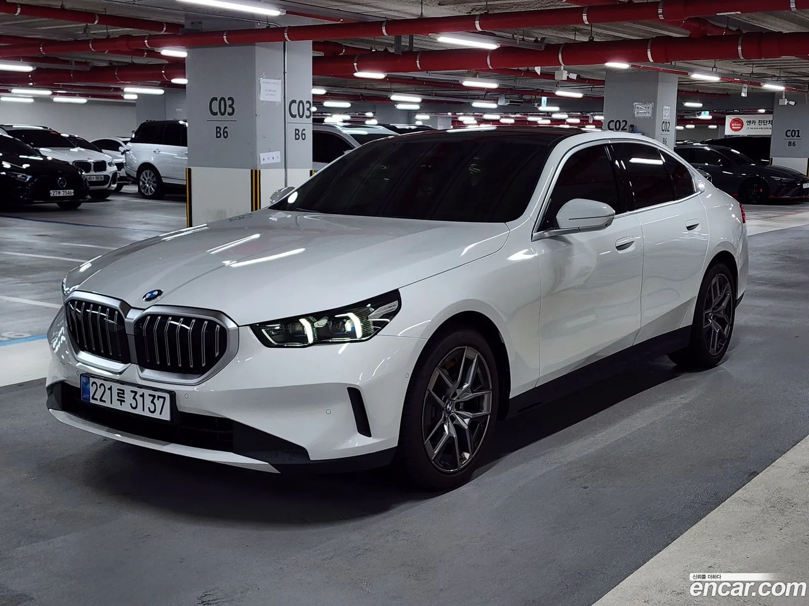 BMW 5 Series 2025 — 14