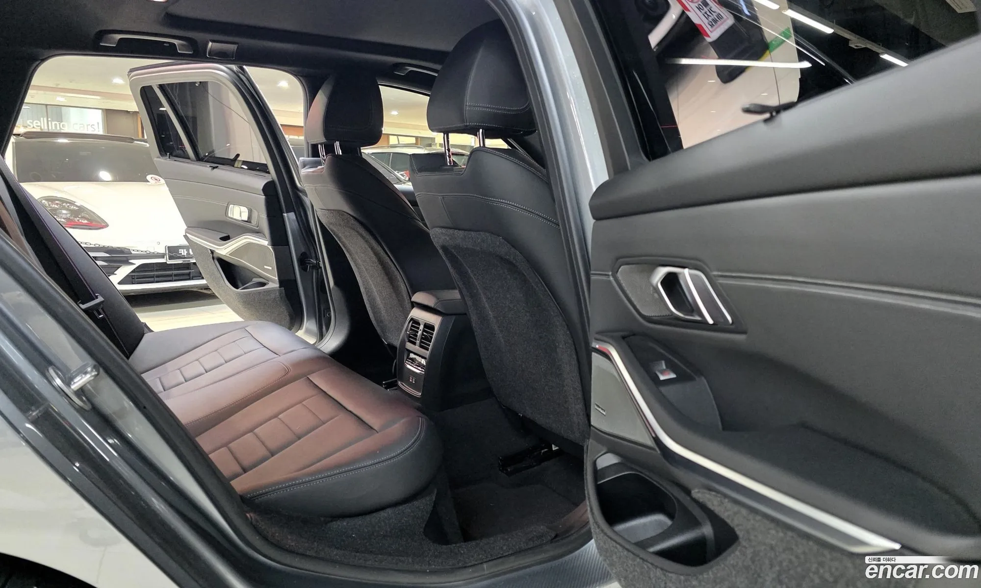 BMW 3 Series 2025 — 10