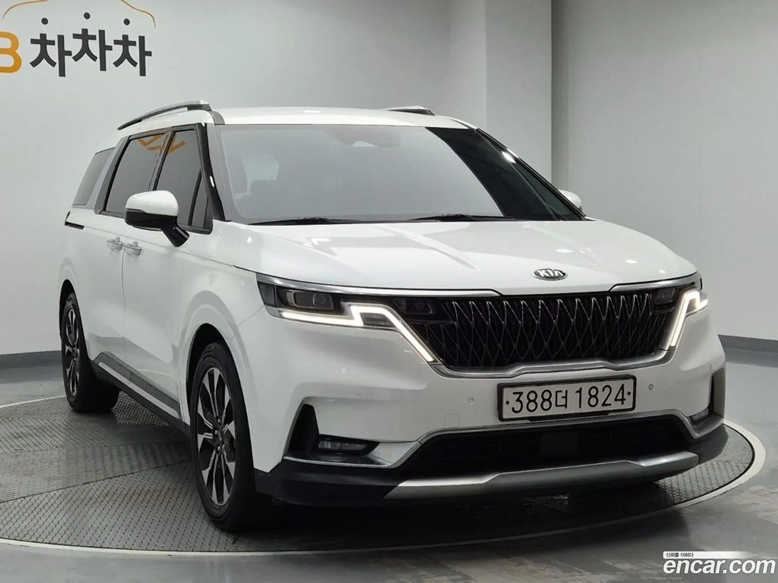 Kia Carnival 2021 — 14