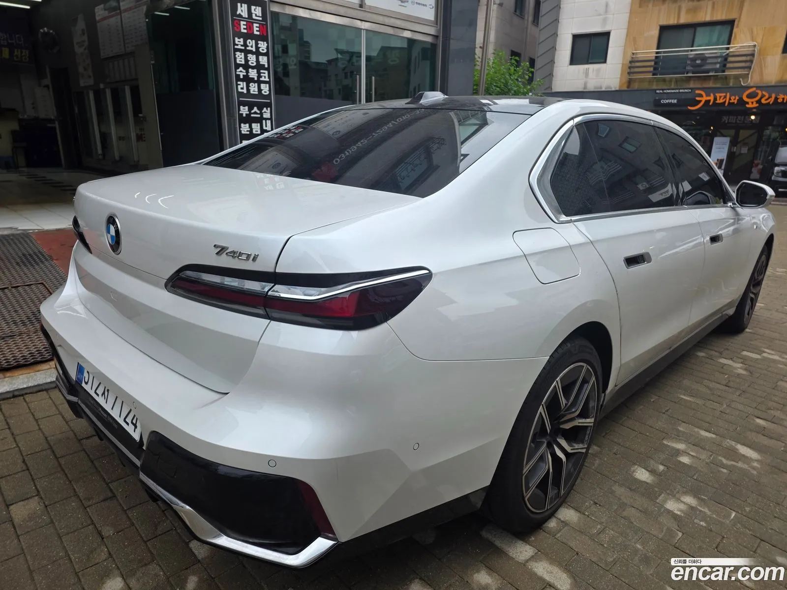 BMW 7 Series 2025 — 2