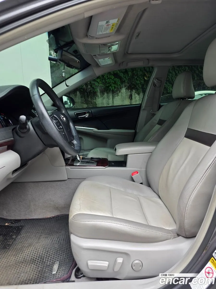 Toyota Camry 2014 — 10