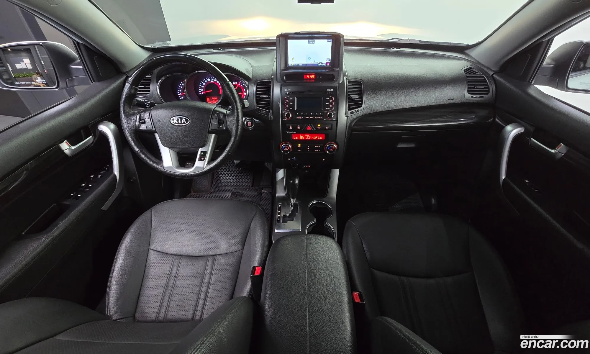 Kia Sorento R 2011 — 13
