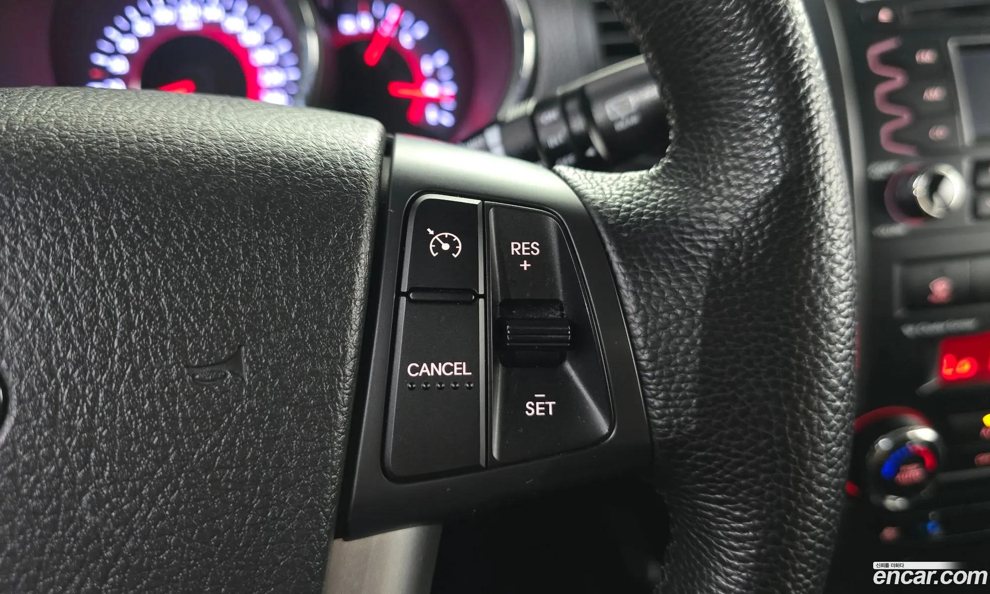 Kia Sorento R 2011 — 8