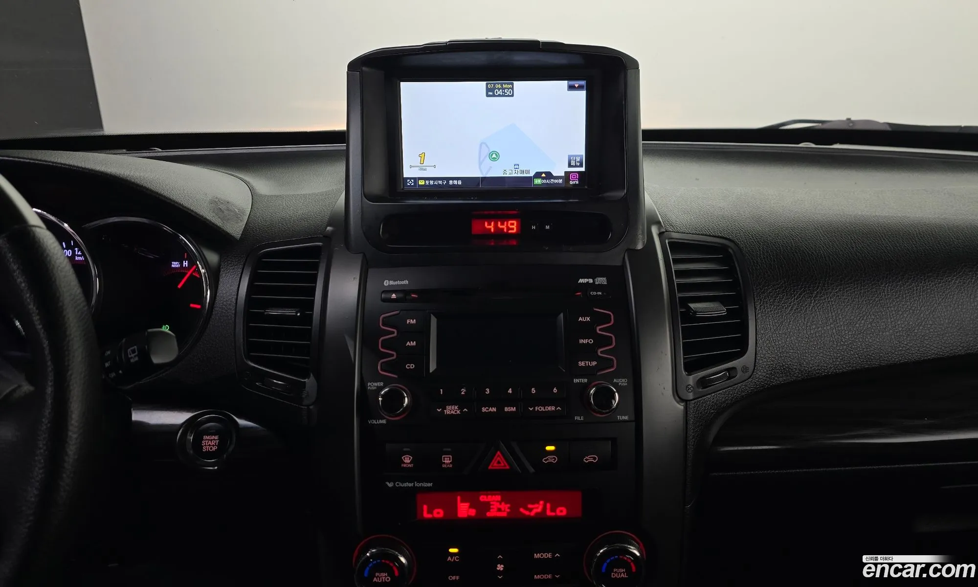 Kia Sorento R 2011 — 6
