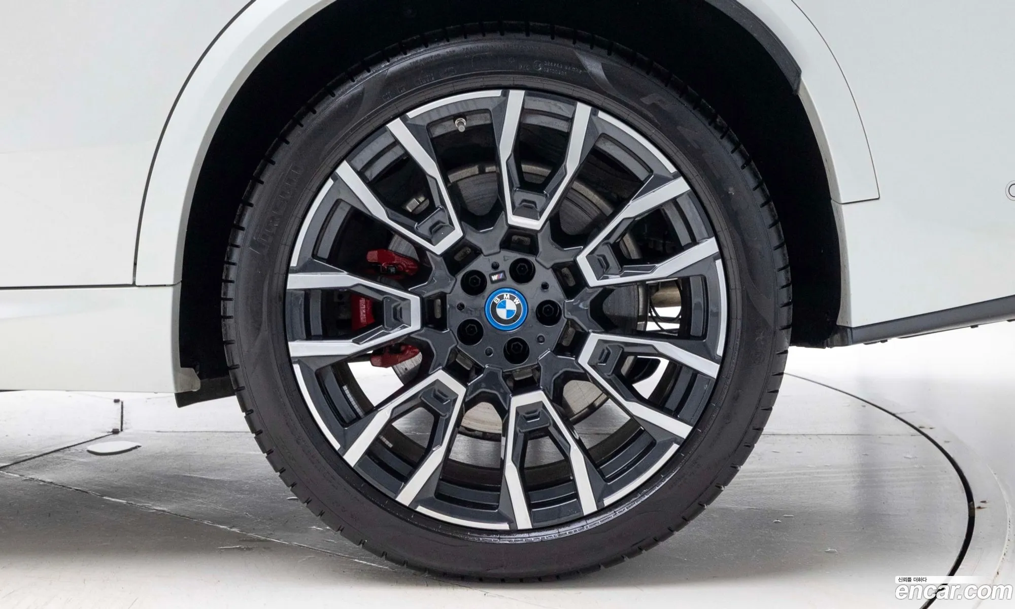 BMW X5 2025 — 7