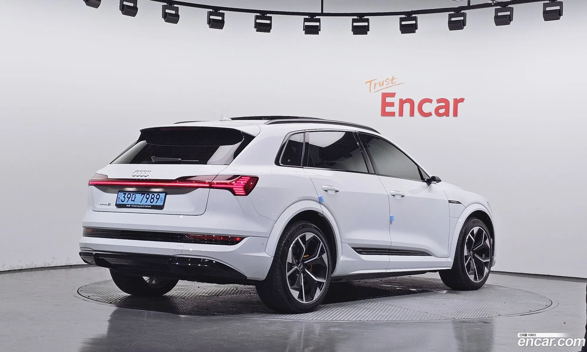 Audi e-tron 2023 WAUZZZGE4PB006527 — 19
