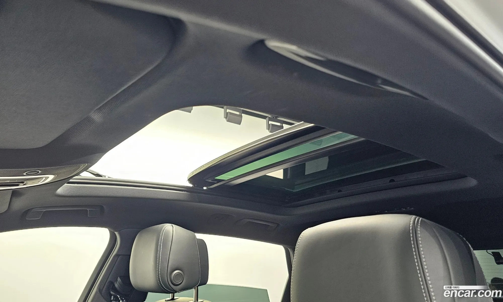 Audi e-tron 2023 WAUZZZGE4PB006527 — 6