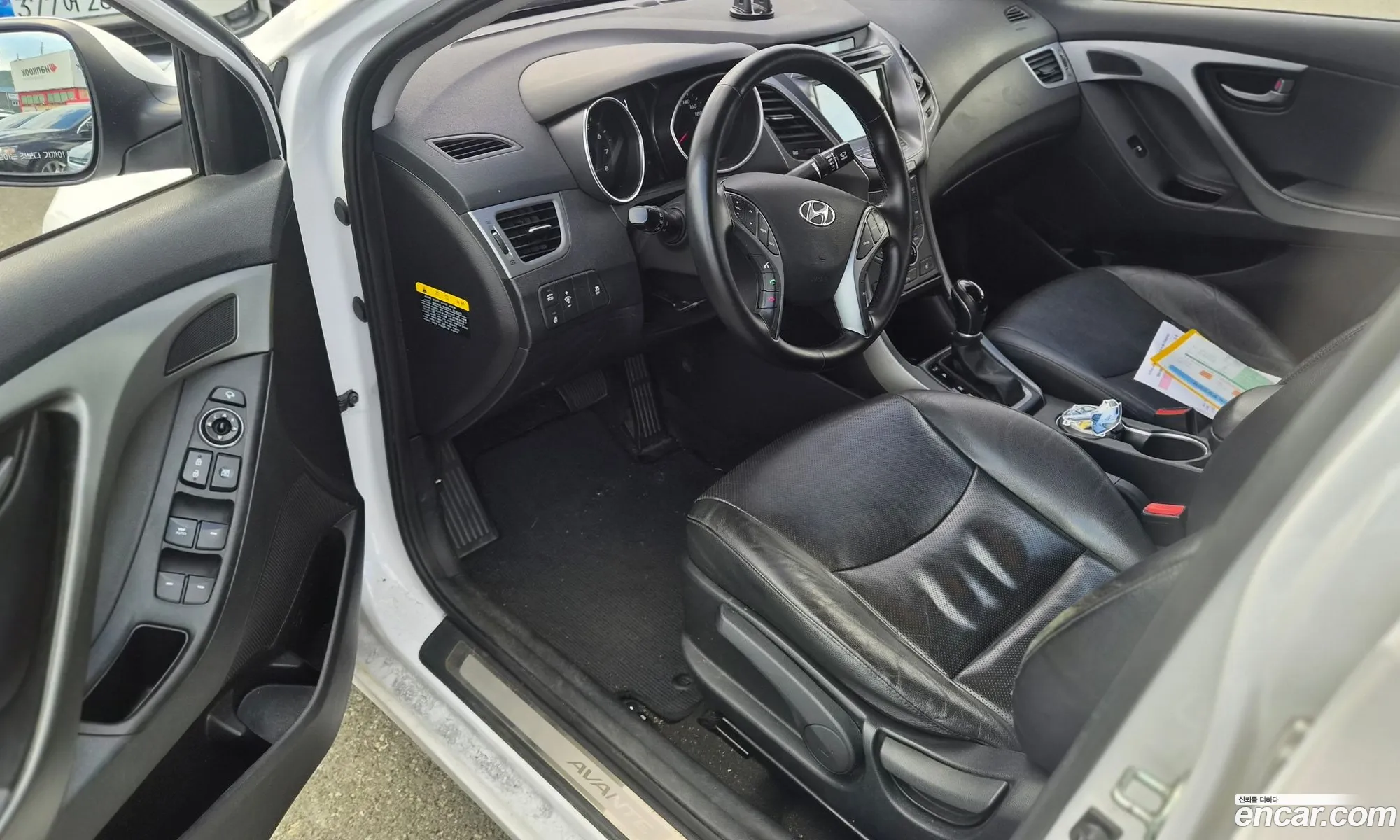 Hyundai Elantra 2015 — 10