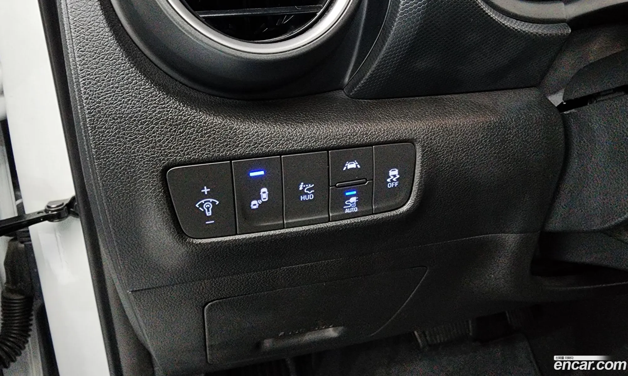 Hyundai Kona Electric 2020 — 17