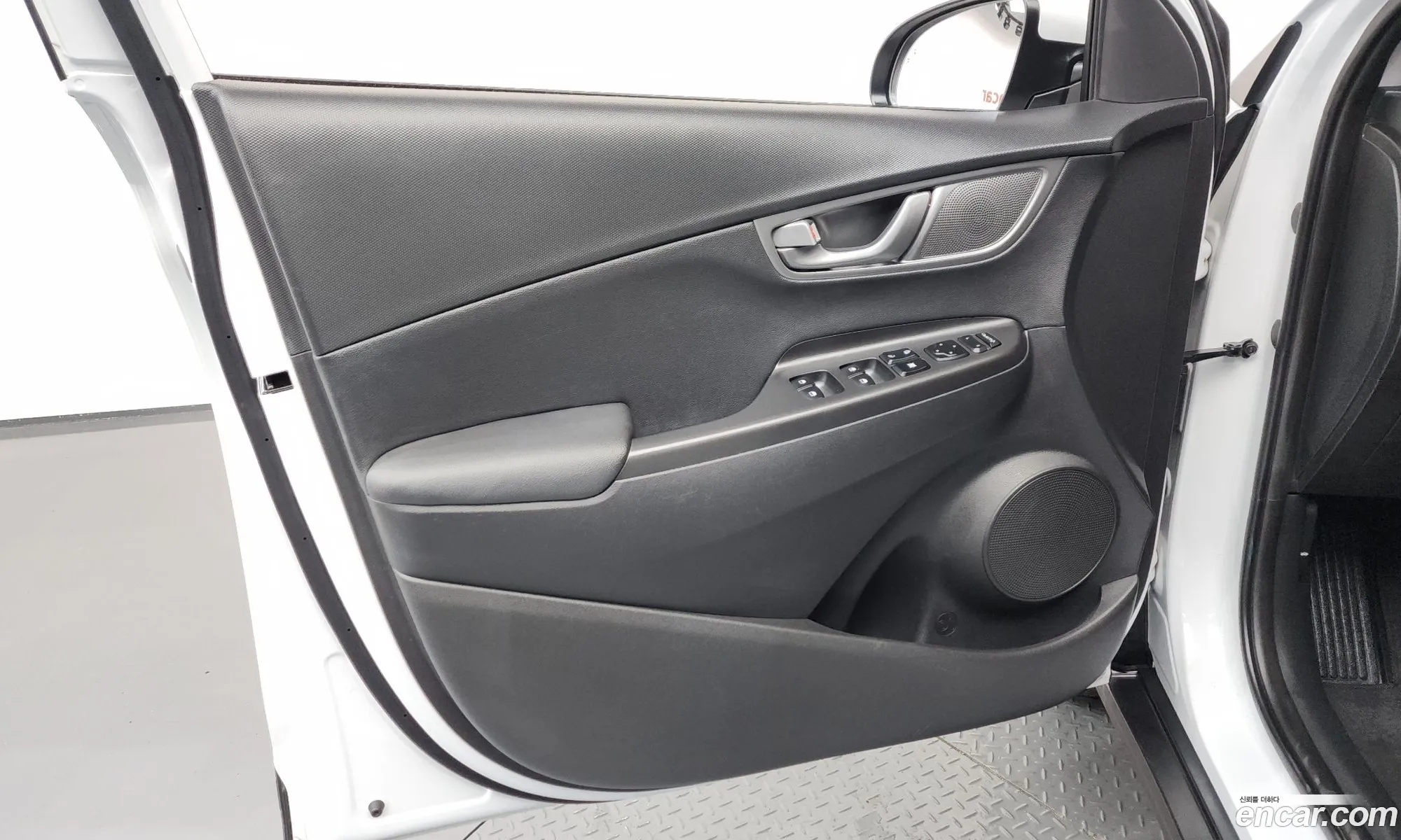 Hyundai Kona Electric 2020 — 19