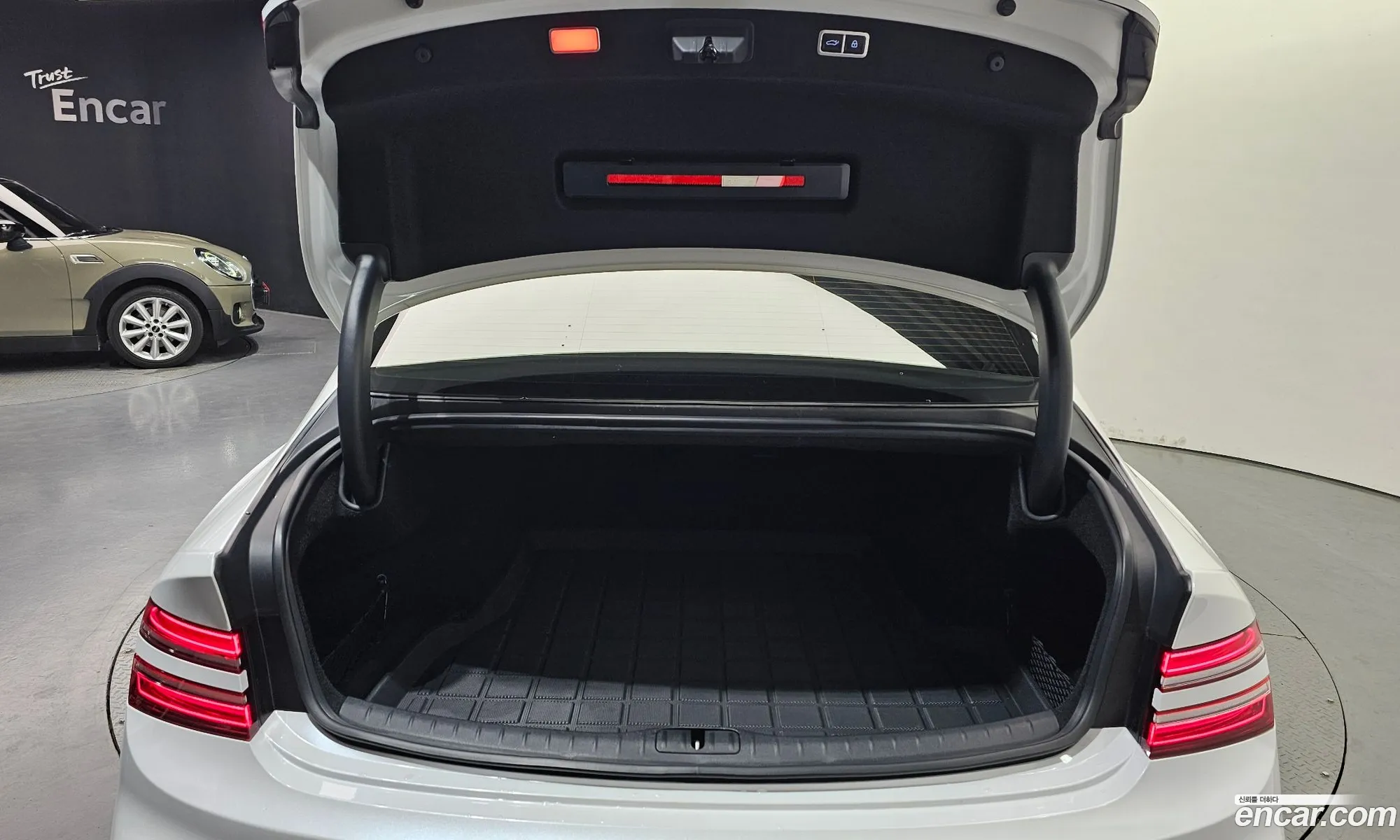 Genesis G80 2024 — 8