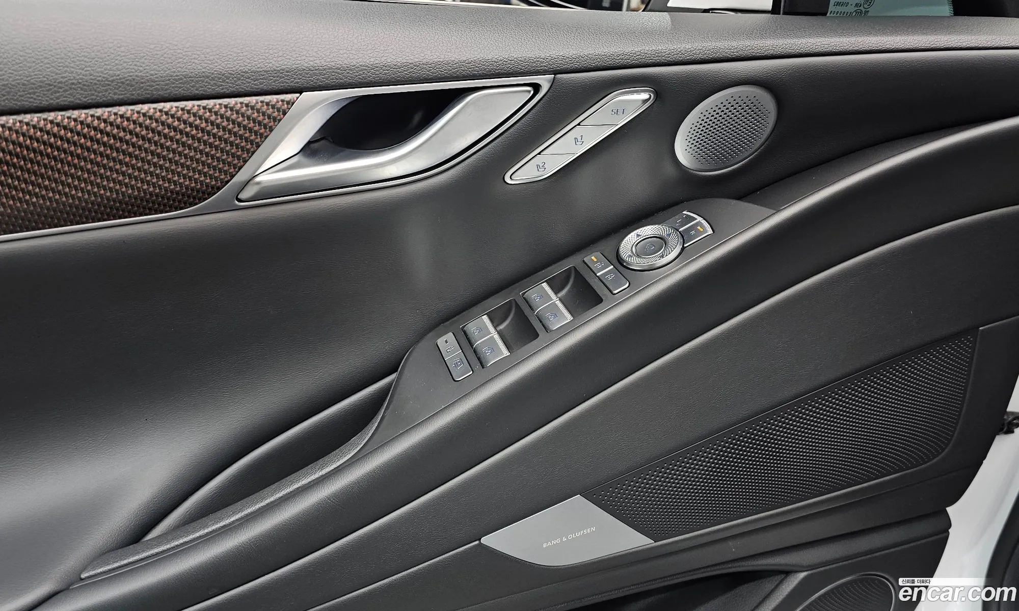 Genesis G80 2024 — 31