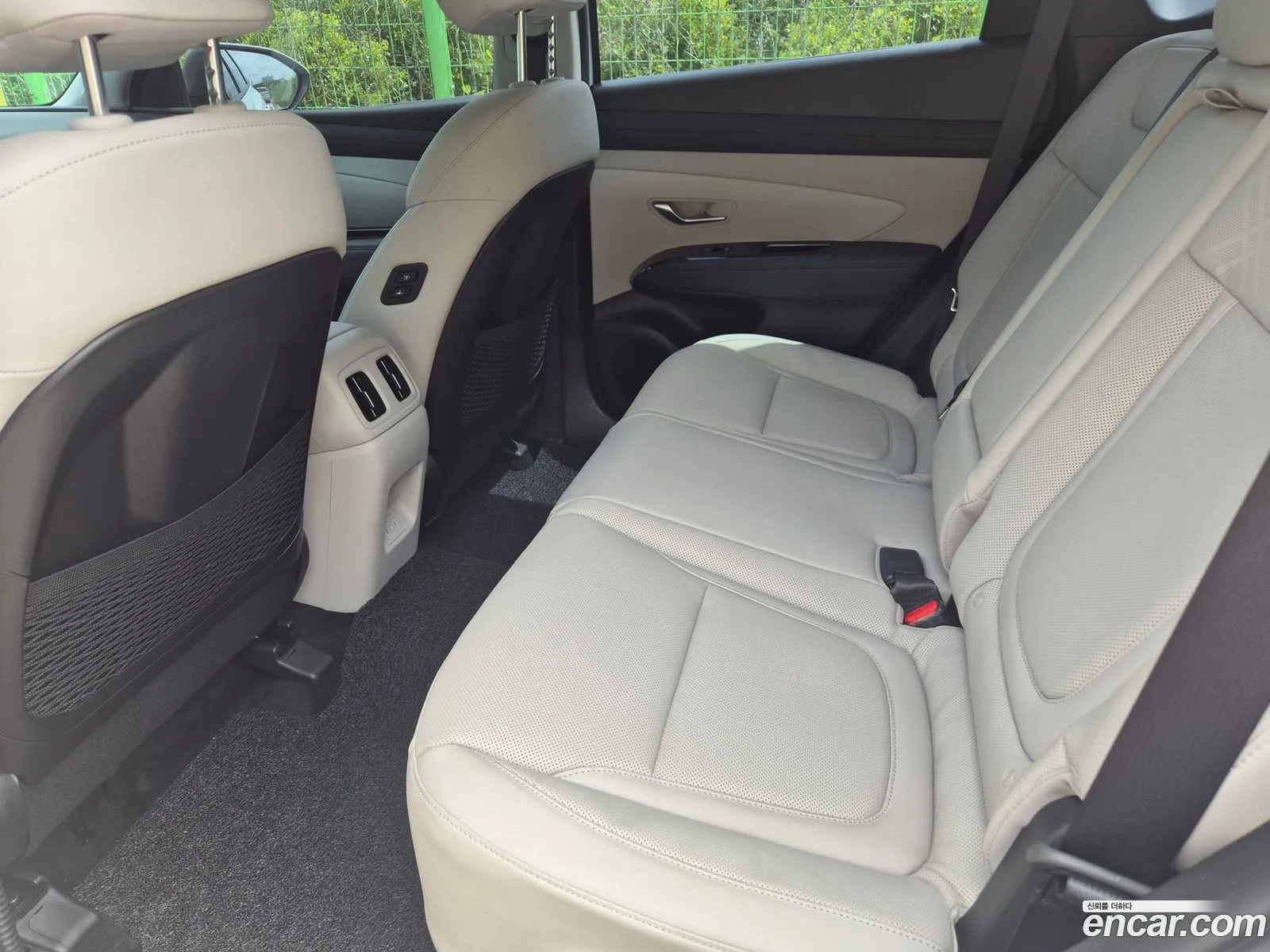 Hyundai Tucson Hybrid 2025 — 3