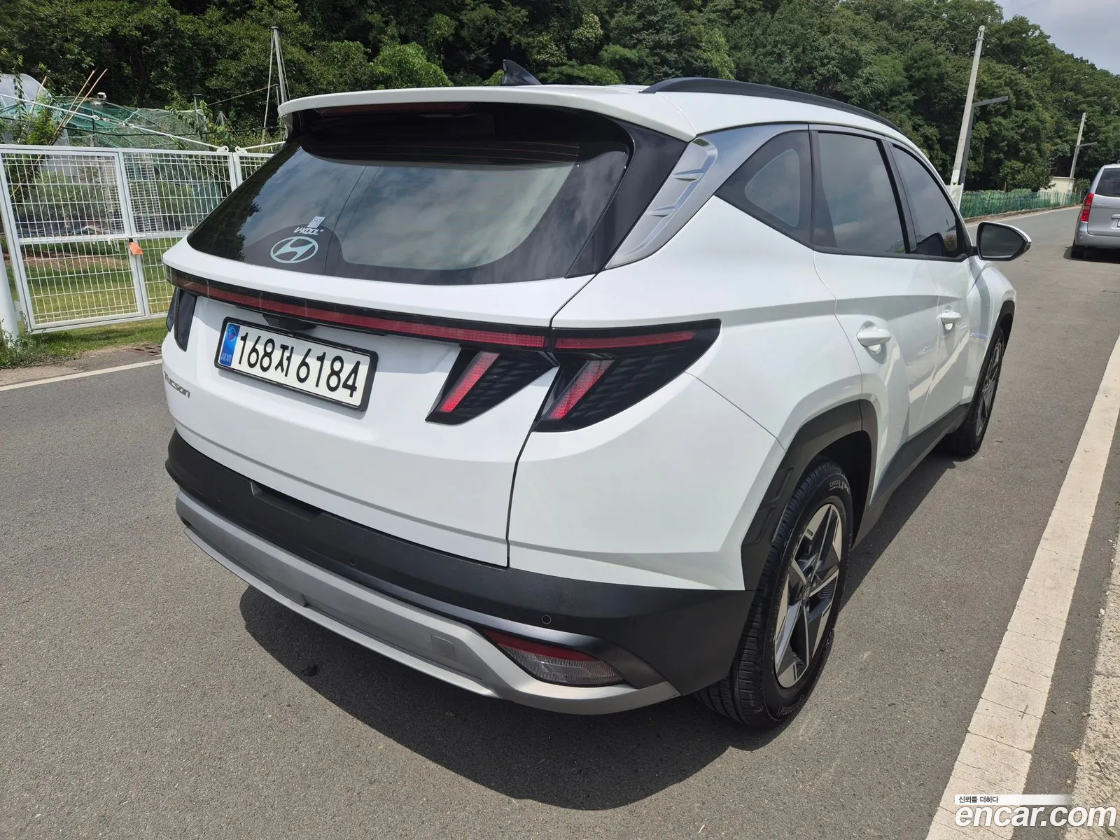 Hyundai Tucson Hybrid 2025 — 4