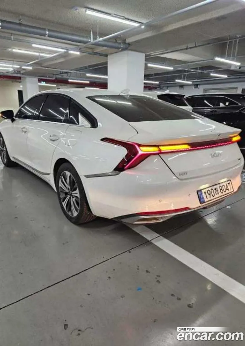 Kia K8 Hybrid 2023 — 13