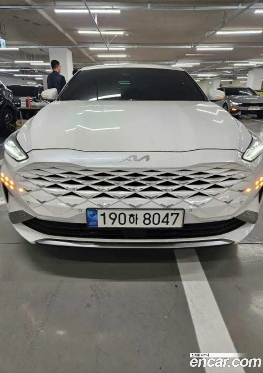 Kia K8 Hybrid 2023 — 11