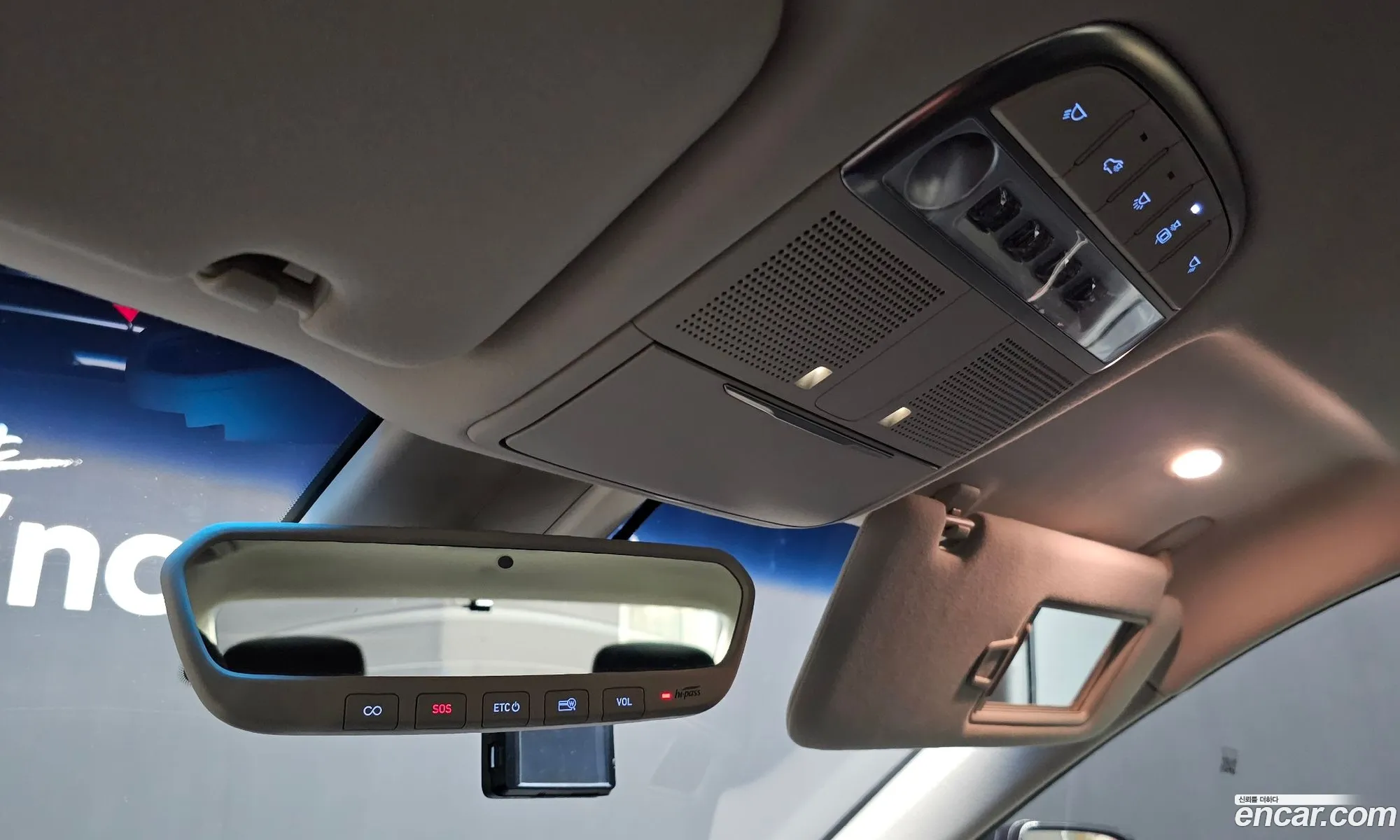 Genesis G90 2019 KMHG241DDKU070799 — 15