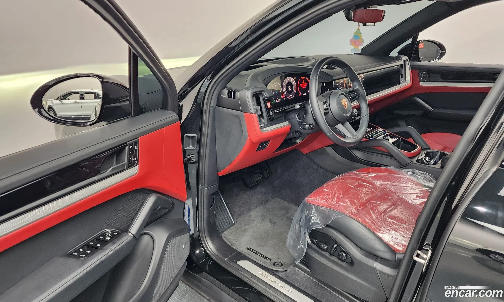 Porsche Cayenne 2024 WP1AA29YXSDA02094 — 31
