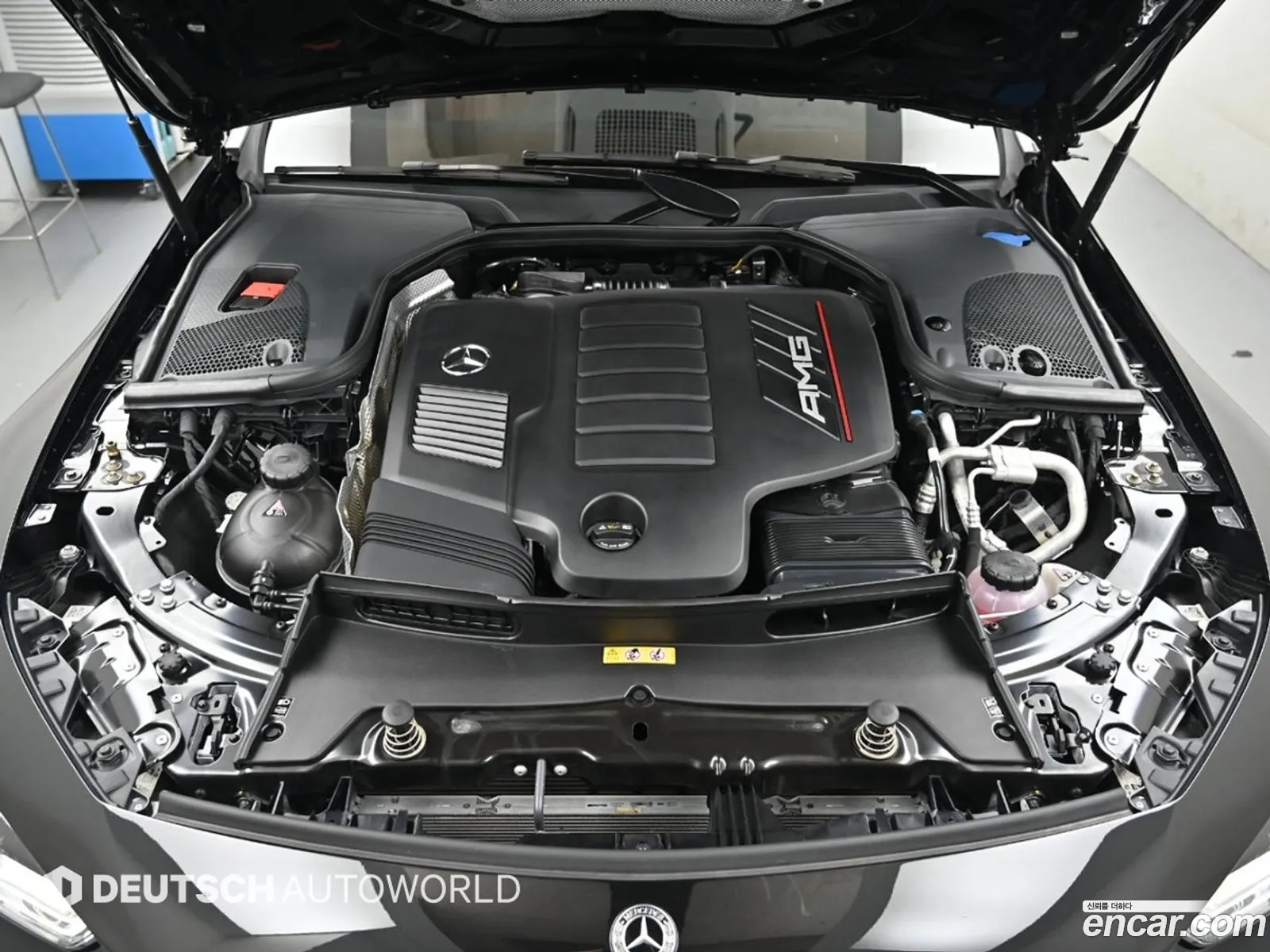 Mercedes-Benz AMG GT 2023 — 12