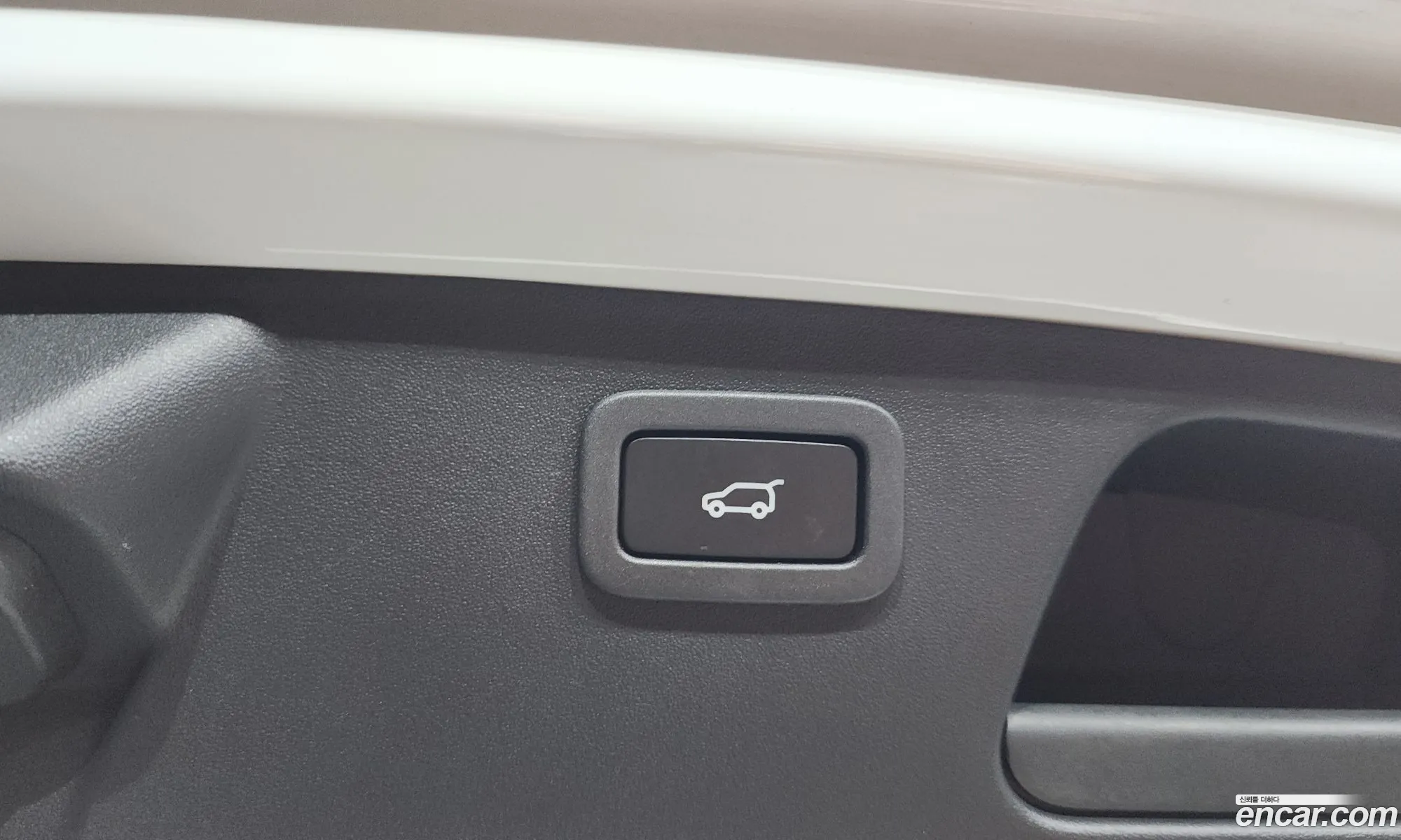 Jaguar E-Pace 2019 SADFA2BN2K1Z73815 — 11