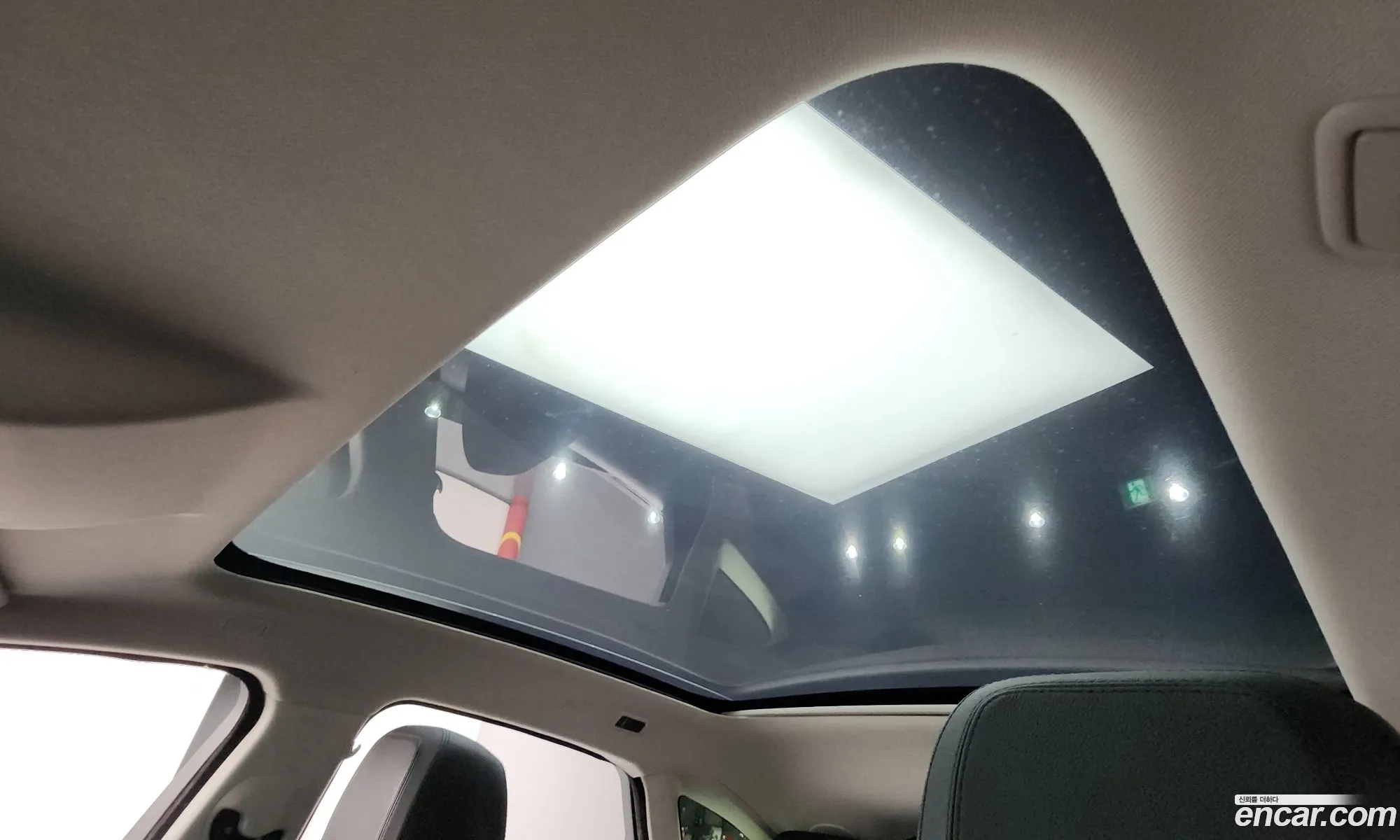 Jaguar E-Pace 2019 SADFA2BN2K1Z73815 — 33