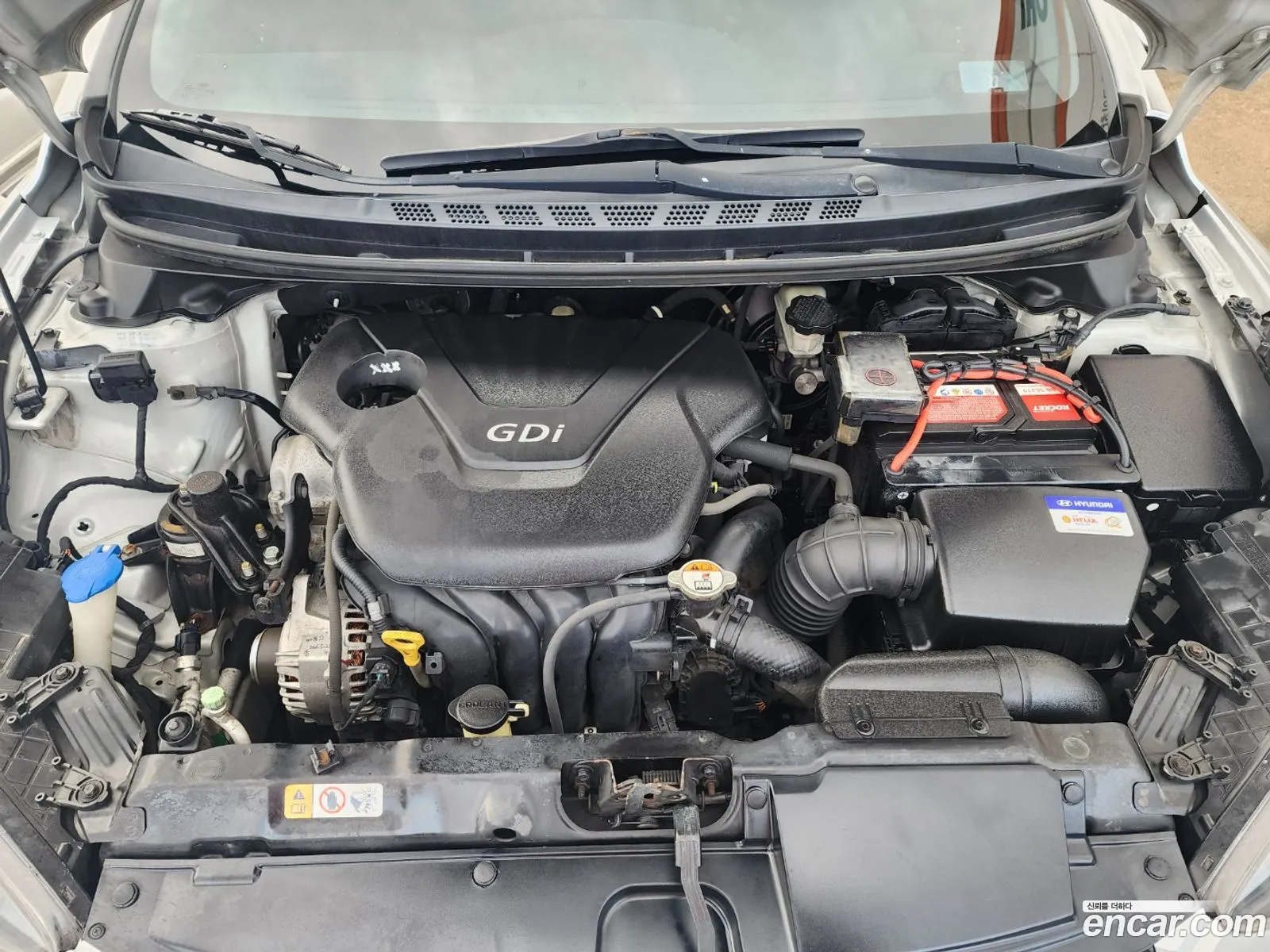Hyundai Elantra MD 2012 — 16