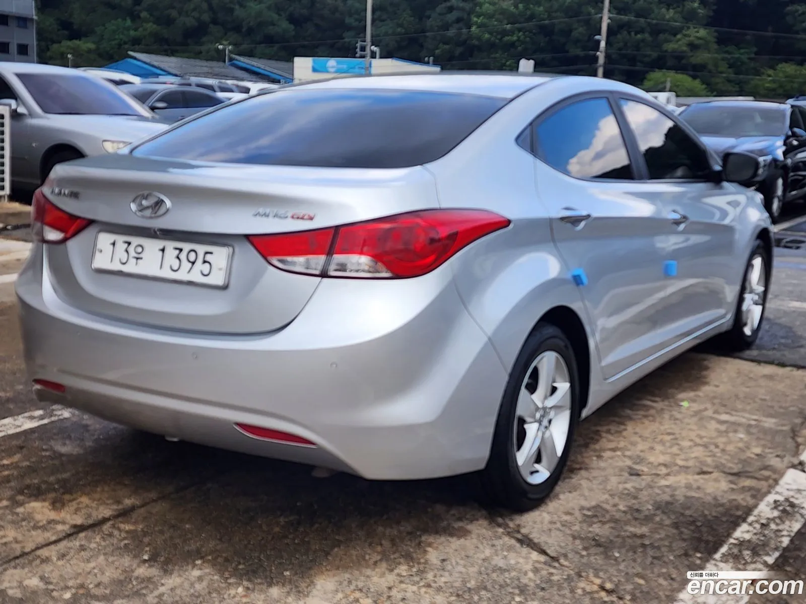 Hyundai Elantra MD 2012 — 17