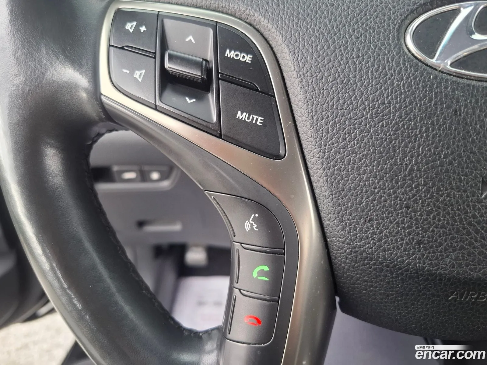 Hyundai Grandeur HG 2014 — 13