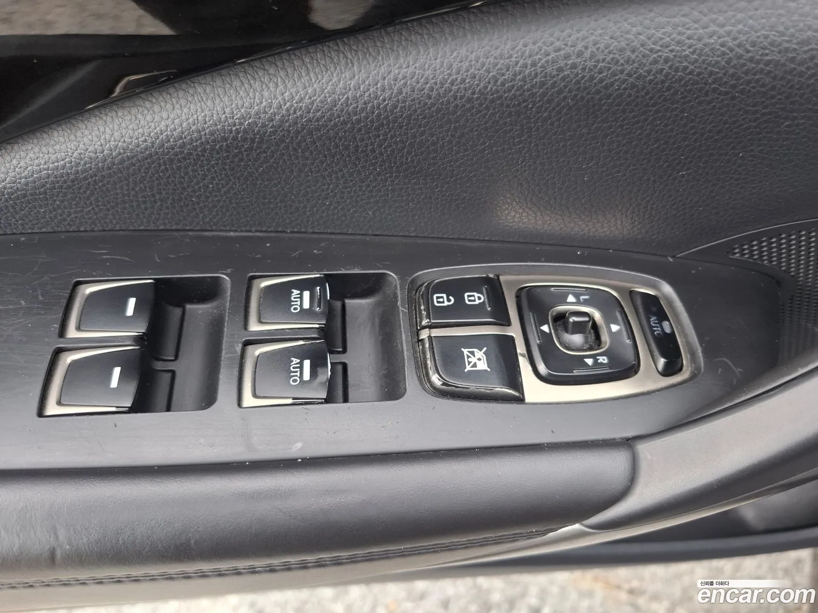 Hyundai Grandeur HG 2014 — 18
