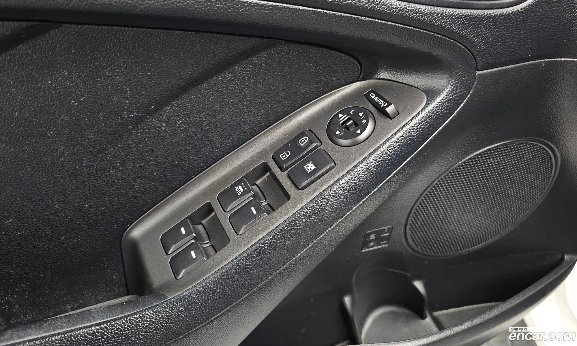 Kia K3 2015 — 9