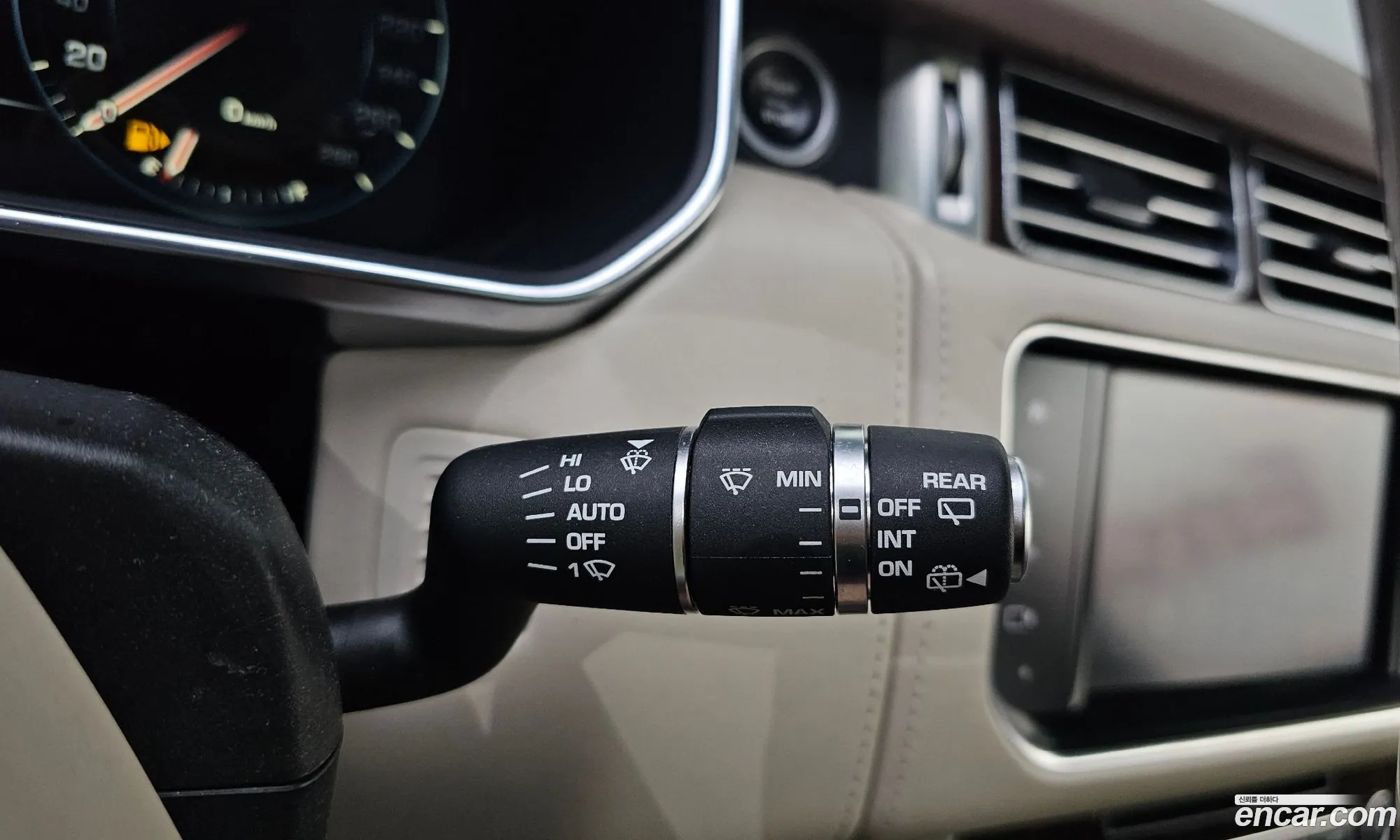 Land Rover Range Rover 2016 SALGA3EF0GA255934 — 4
