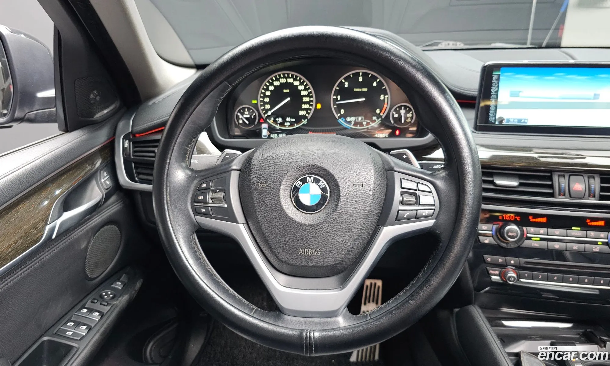BMW X6 2015 WBAKV2104F0N19904 — 5