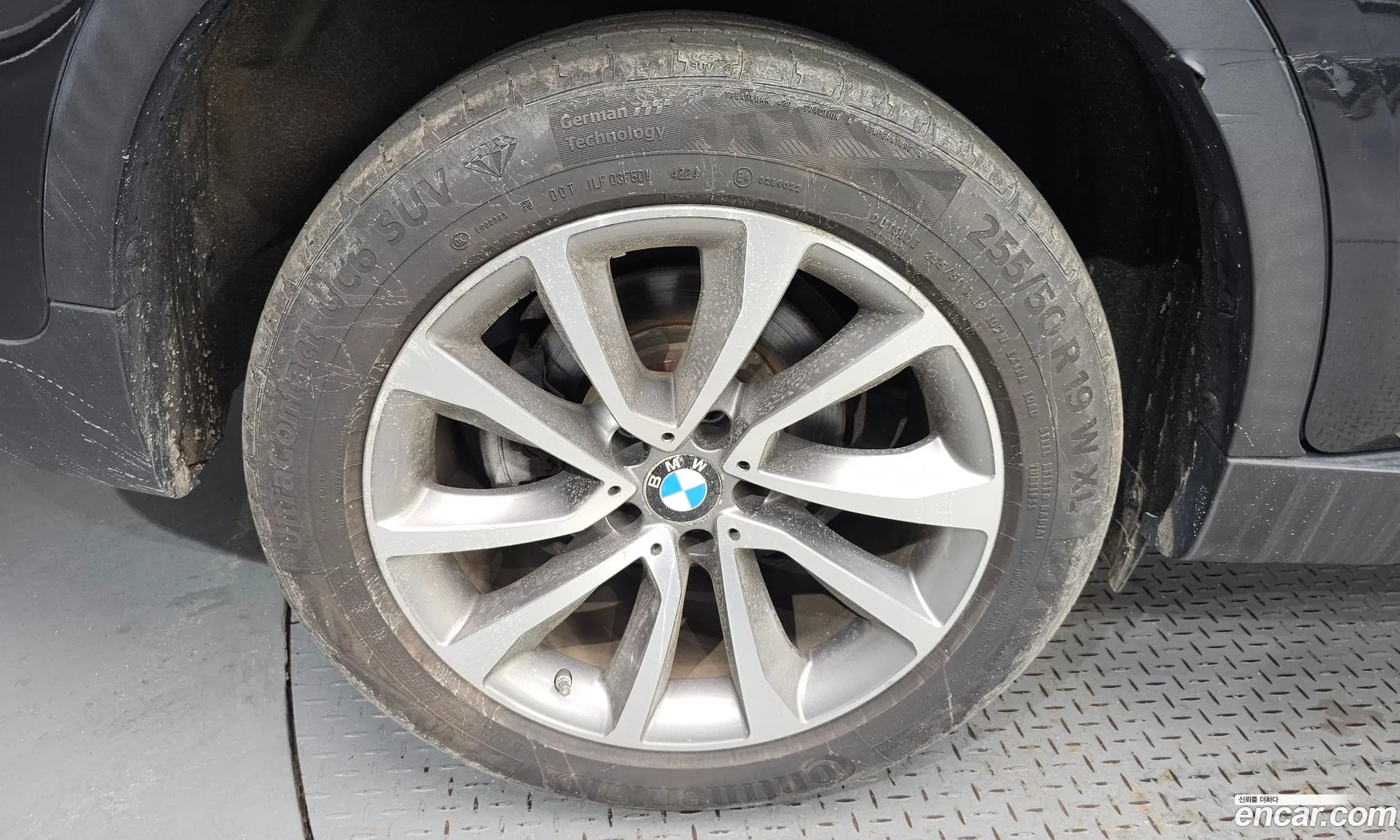 BMW X6 2015 WBAKV2104F0N19904 — 18