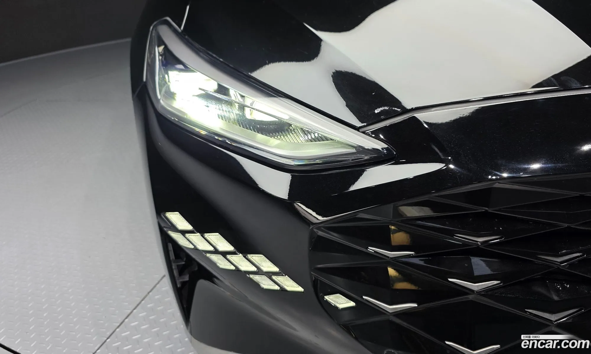 Kia K8 Hybrid 2022 — 15