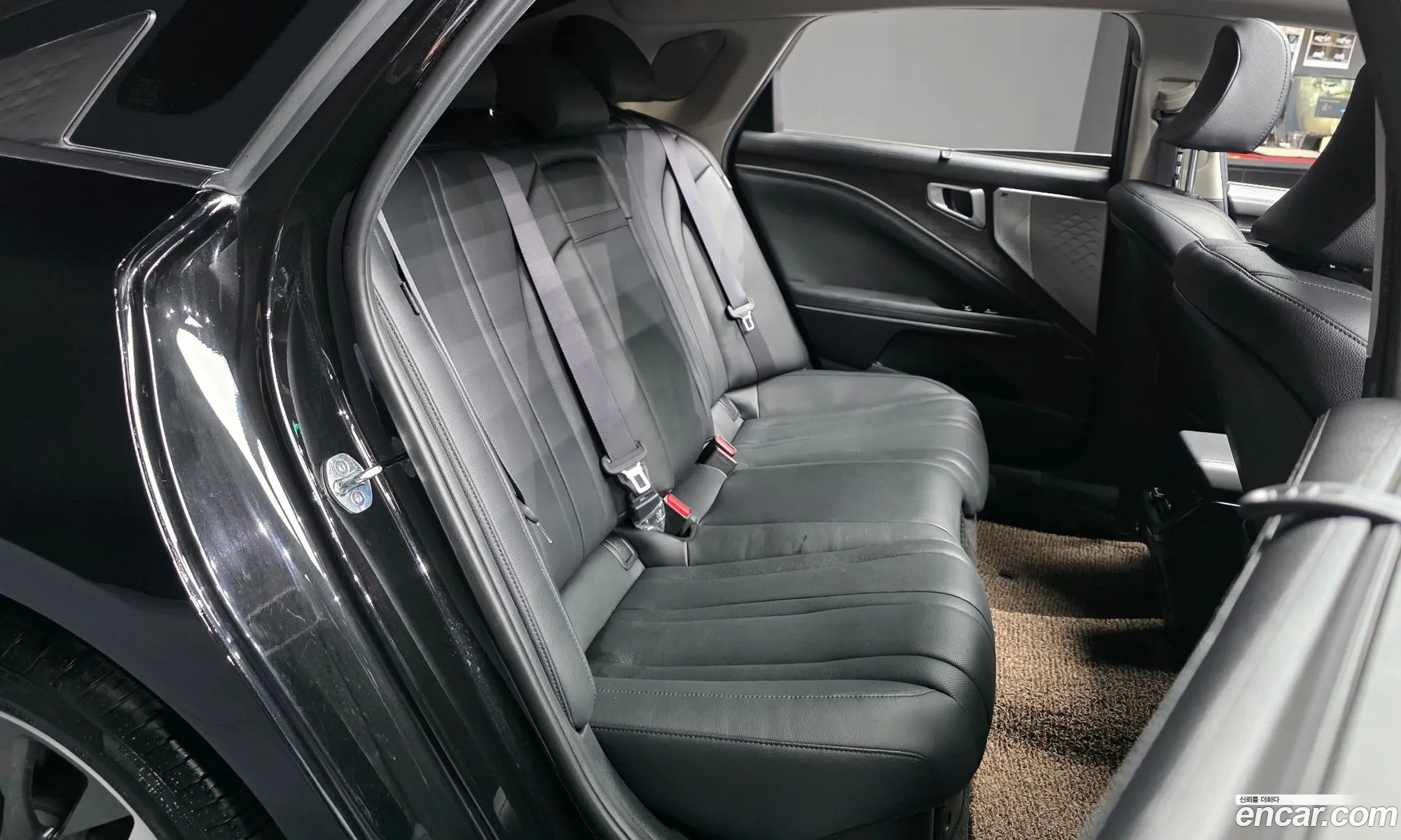 Kia K8 Hybrid 2022 — 29