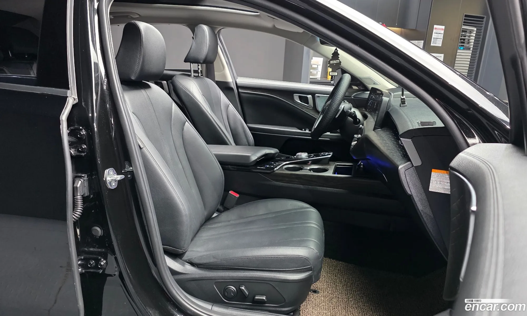 Kia K8 Hybrid 2022 — 10