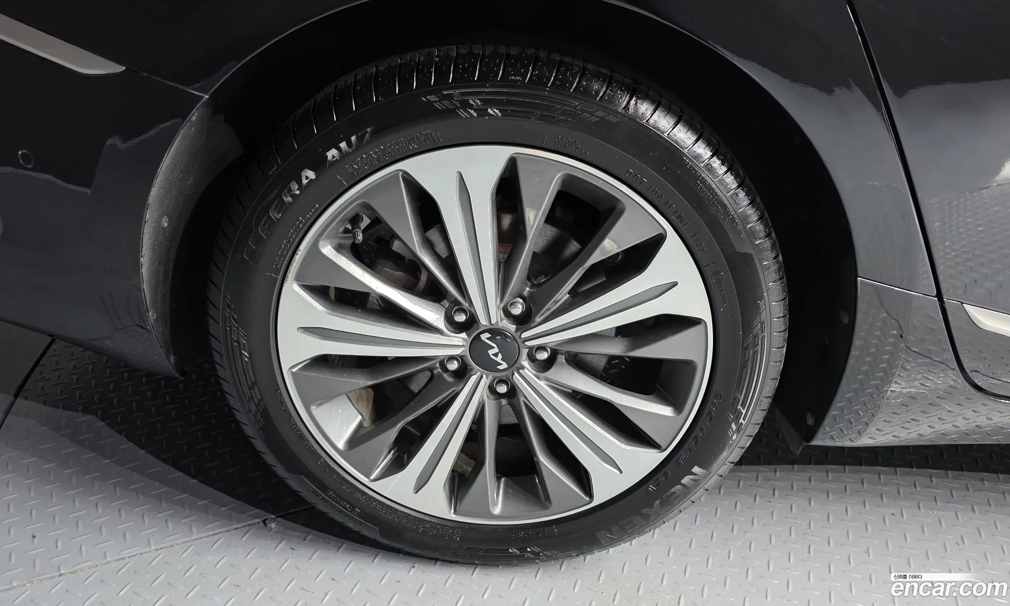 Kia K8 Hybrid 2022 — 31