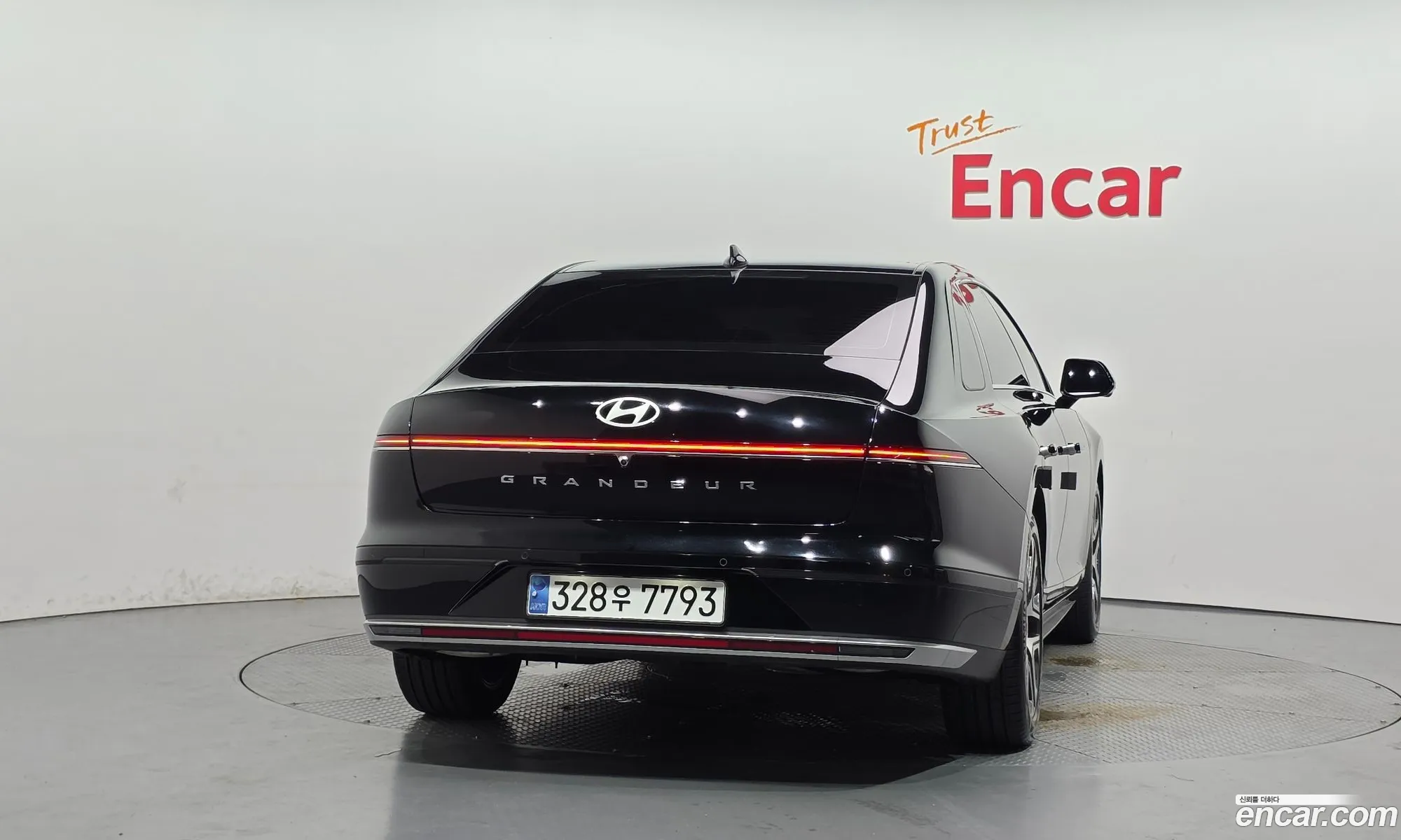 Hyundai Grandeur 2023 — 3