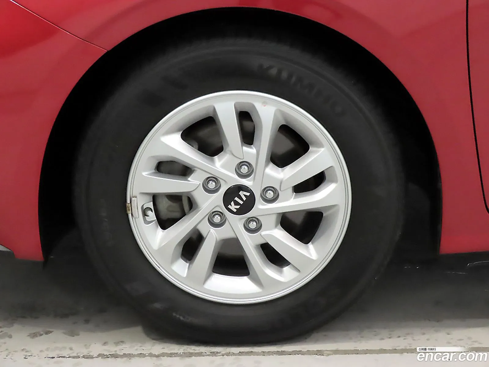 Kia K3 2018 — 13