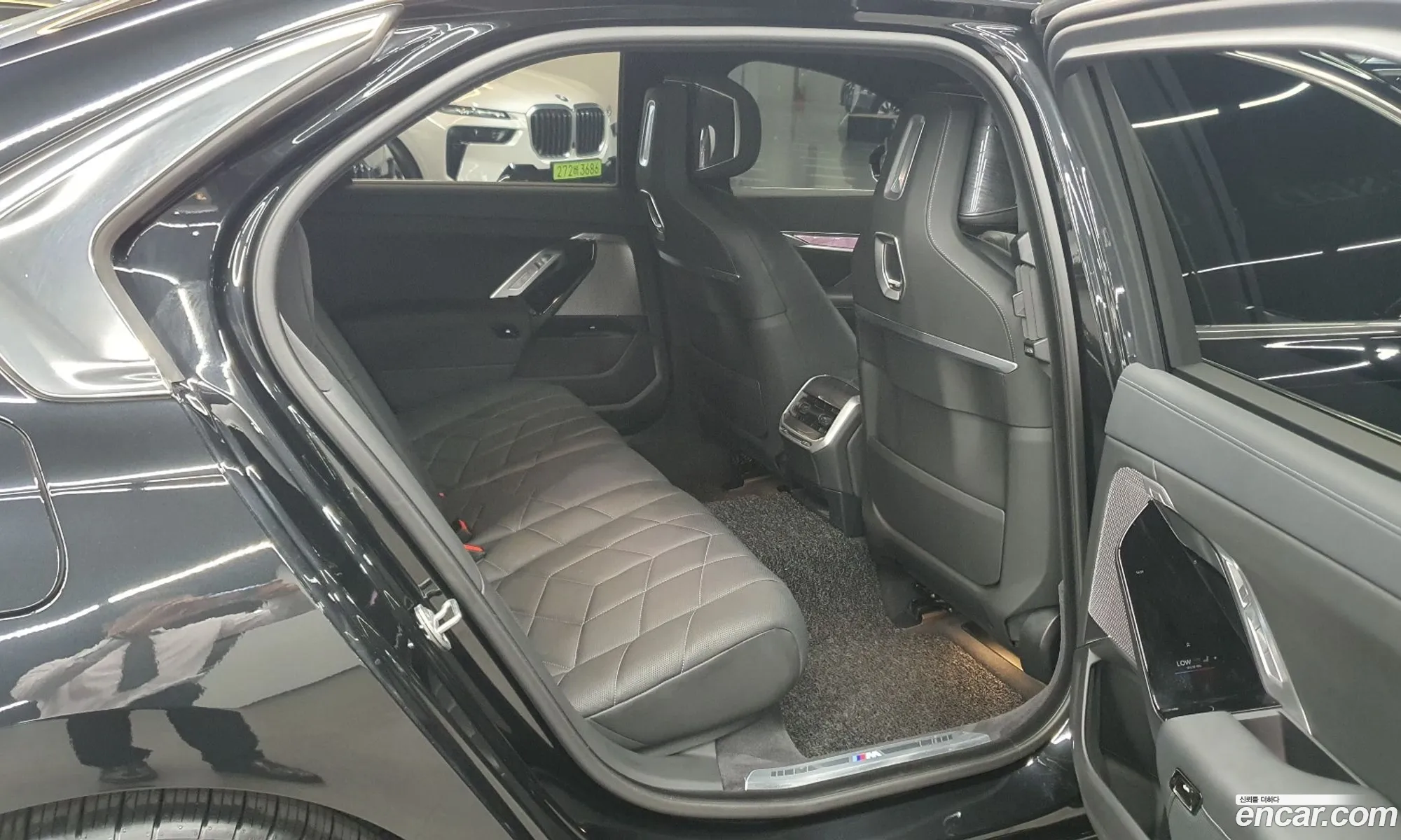 BMW 7 Series 2024 — 19