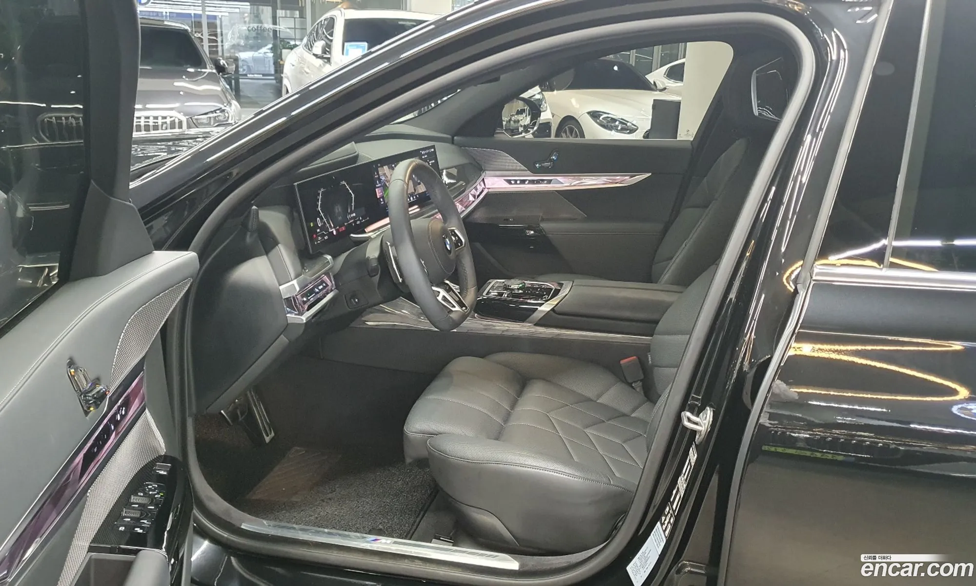 BMW 7 Series 2024 — 7